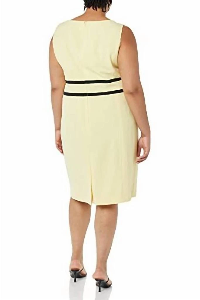 Le Suit Le Suit - Round Neck Banded Crepe Dress With Crepe Jacket - Plus 4