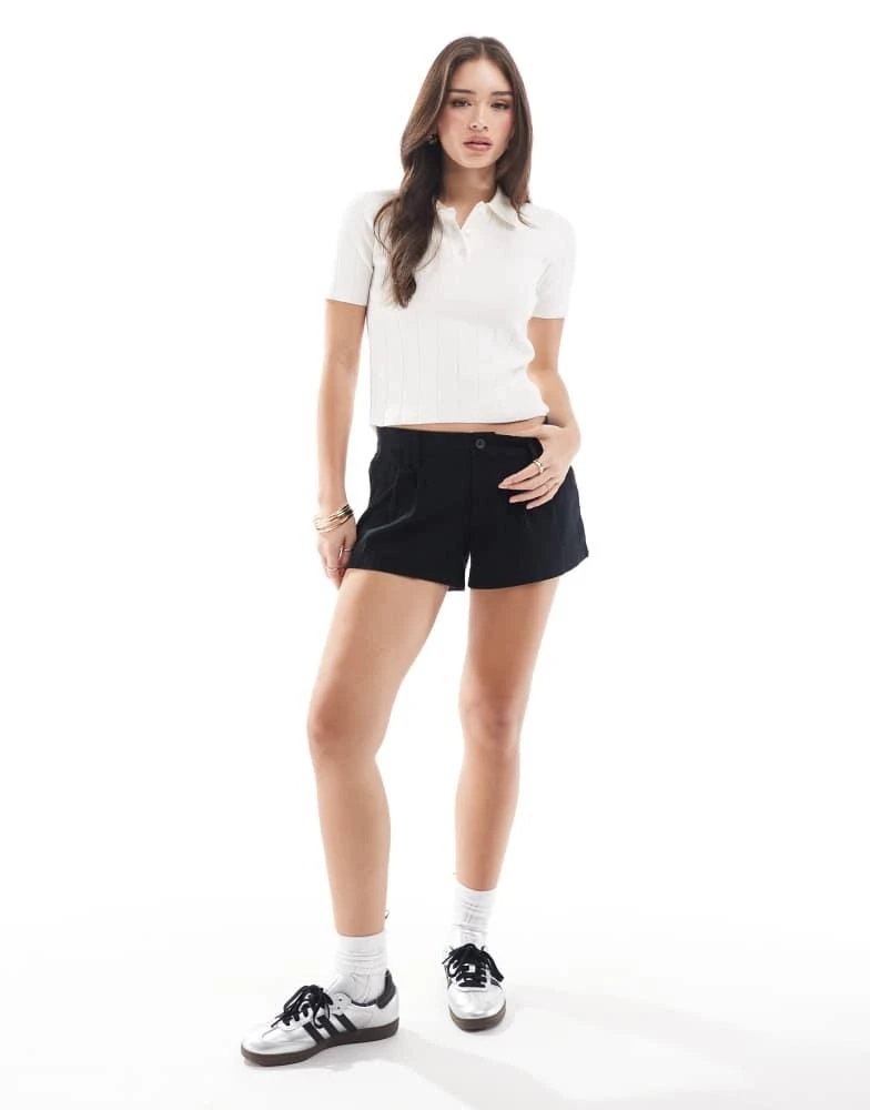 HOLLISTER Hollister low rise linen short in black 3