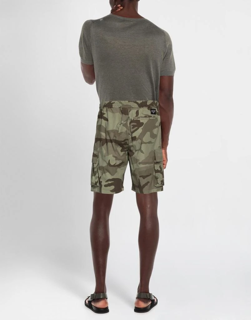Iuter Shorts 
Bermuda 3