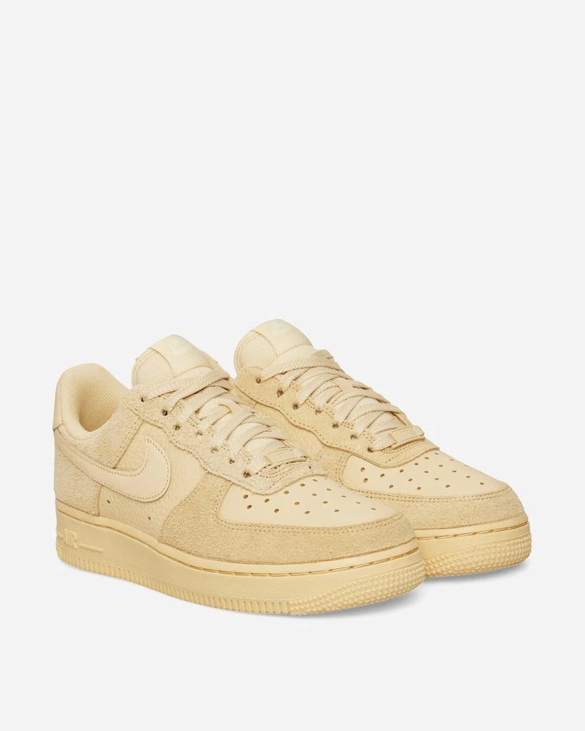 NIKE Women's Air Force 1 '07 Sneakers Pale Vanilla 3