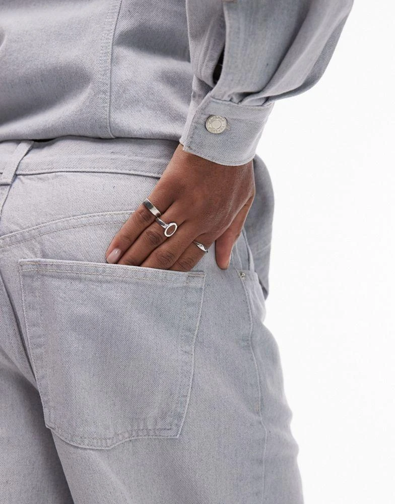 Topshop Topshop Gilmore low slung boyfriend jean in cloudy blue 3