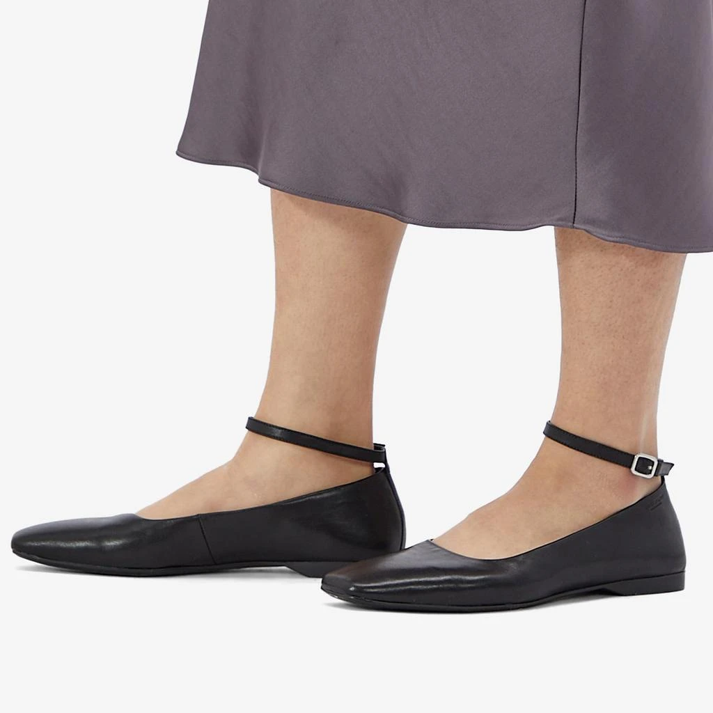 Vagabond Vagabond Shoemakers Delia Ballet Shoe 6