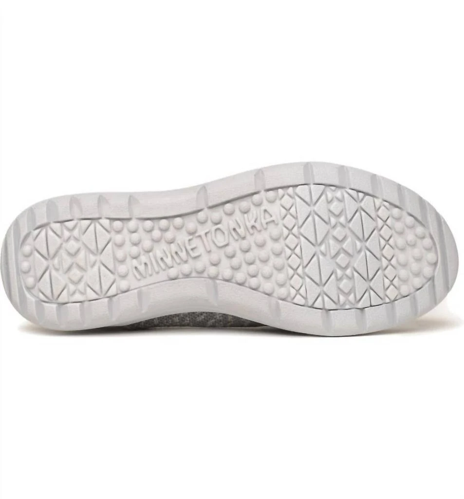 Minnetonka Minnetonka - Women's Eco Anew Sneaker 3