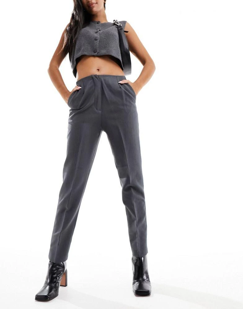 Pimkie Pimkie tailored straight leg trousers in grey 2