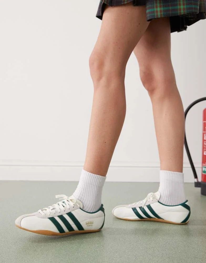 Adidas adidas Originals Tokyo trainers in white and dark green 1