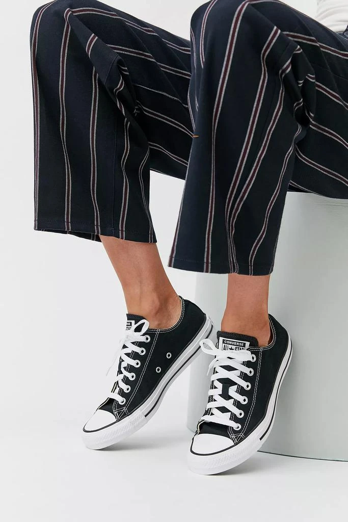 Converse Converse Women's Chuck Taylor All Star Low Top Sneaker 1