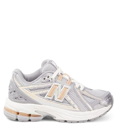 New Balance 1906 running shoes 3
