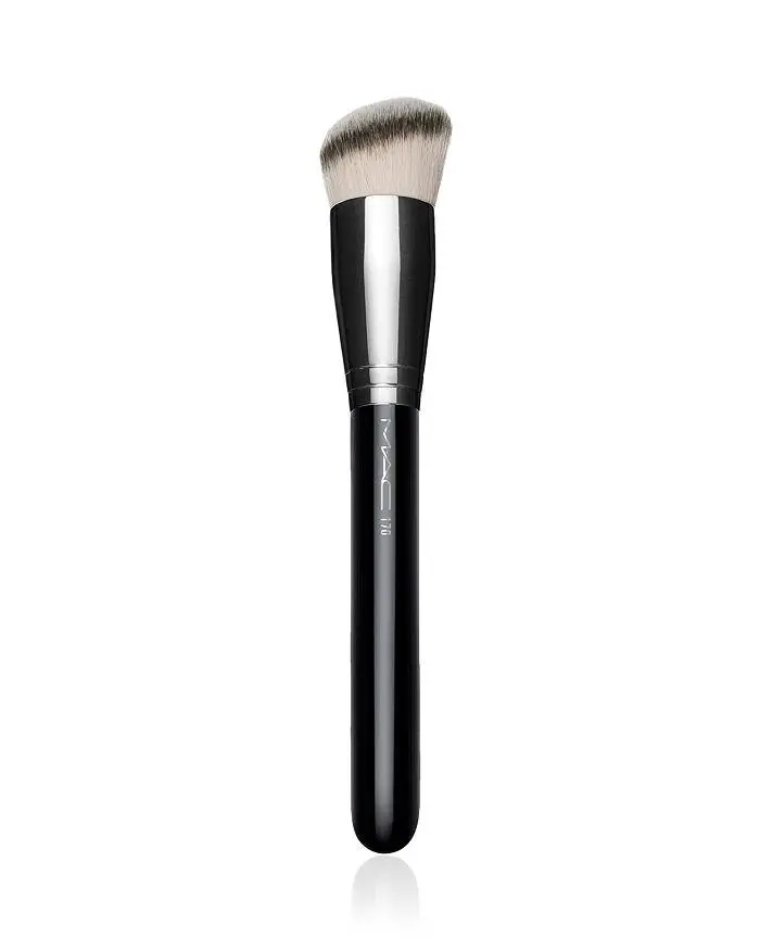 MAC 170 Synthetic Rounded Slant Brush