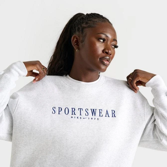 NIKE Women's Nike Sportswear Phoenix Fleece Oversized Crewneck Sweatshirt 5