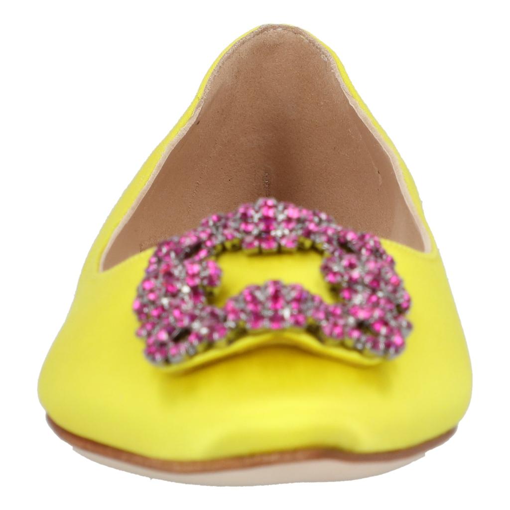 フラットシューズ Manolo Blahnik Hangisi Flat Yellow MANOLO BLAHNIK Hangisi crystal-embellished satin point-toe
