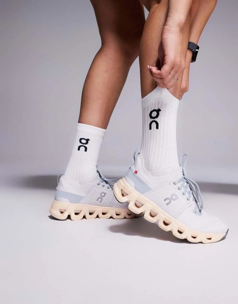 ON RUNNING ON Cloudswift 4 running trainers in frost and blonde 1