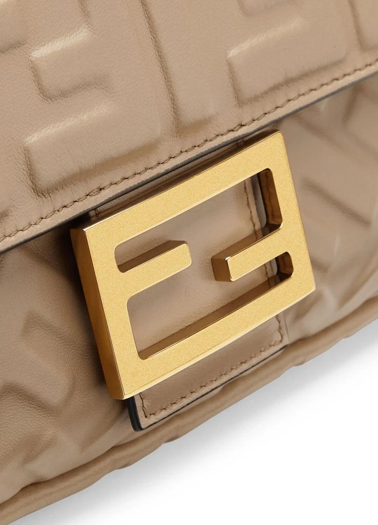 Fendi Baguette 6