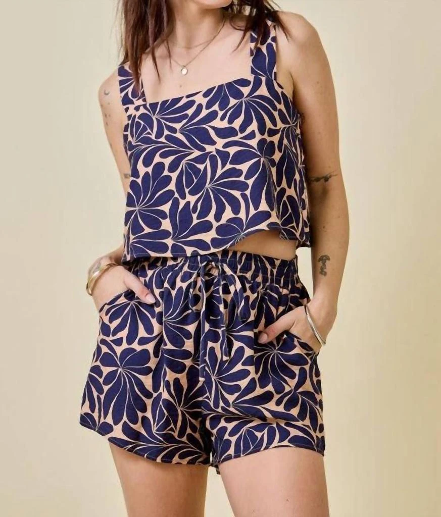 day + moon Day + Moon - Geometric Top 
Shorts Set 6