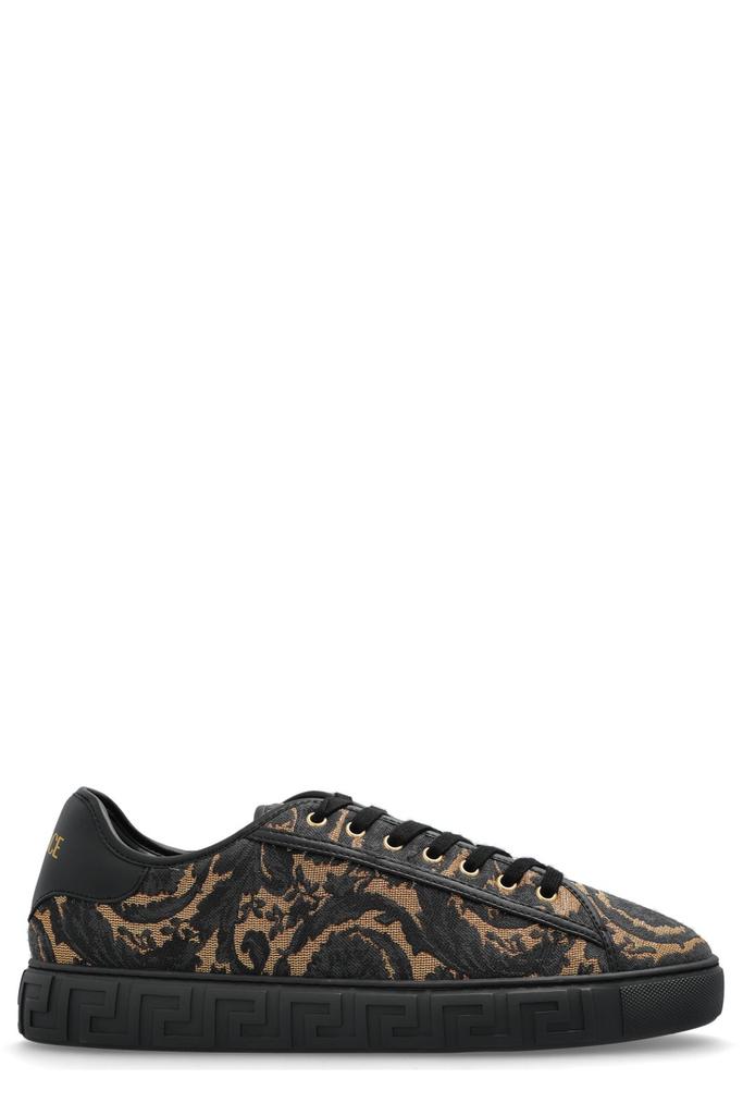 VERSACE｜SNEAKERS (Brooklyn Sneakers (78YA3SD1 ZSC63 S10 Versace Jeans Couture Brooklyn V-Emblem Sneakers | Black