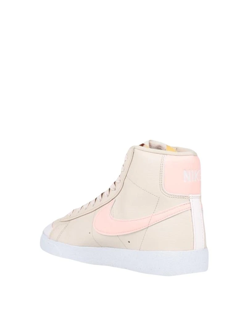 NIKE Sneakers 3