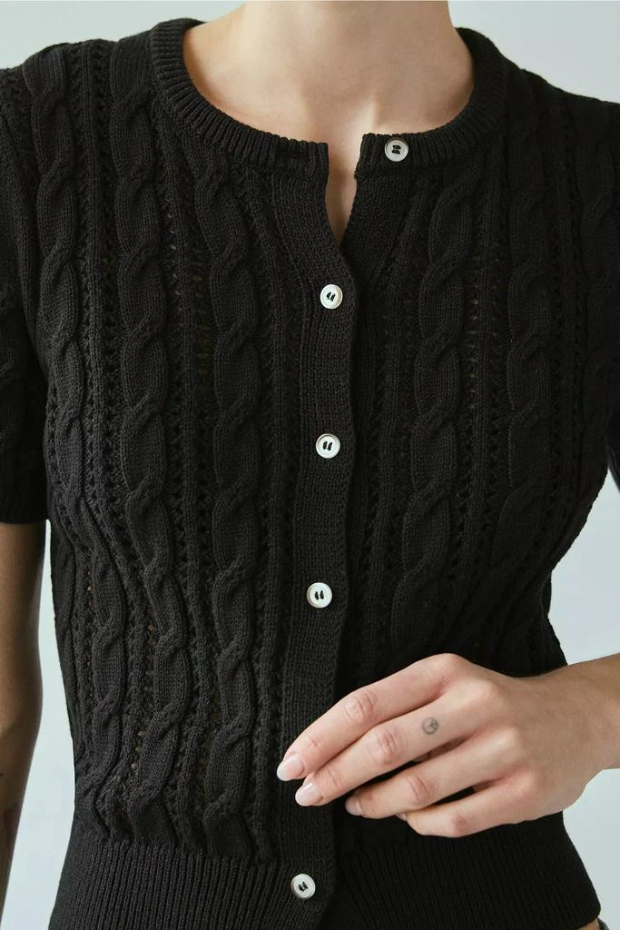 Kimchi Blue Kimchi Blue Vivian Cable Knit Short Sleeve Cardigan 2