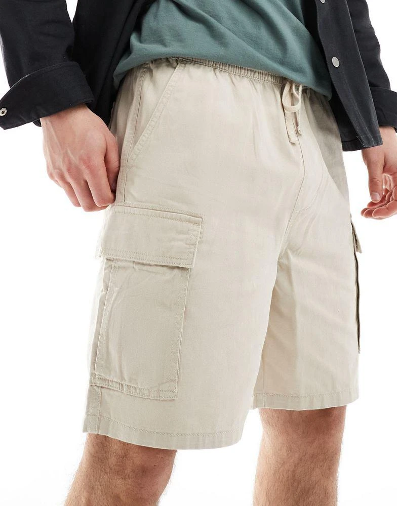 Pull&Bear Pull&Bear cargo short in beige 1