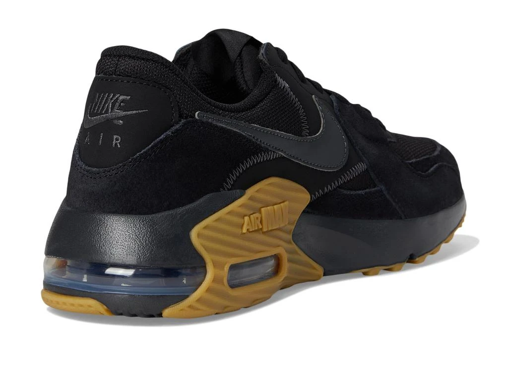 NIKE Air Max Excee 5