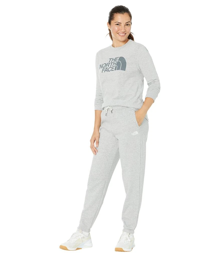 The North Face Half Dome Fleece Sweatpants 4