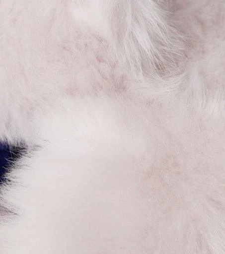 Burberry Shearling hat 3