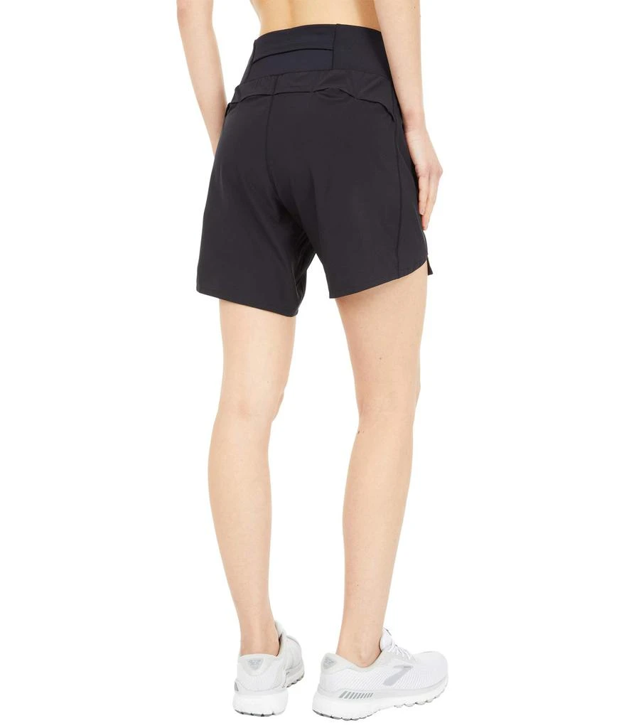 Brooks Chaser 7" Shorts 3