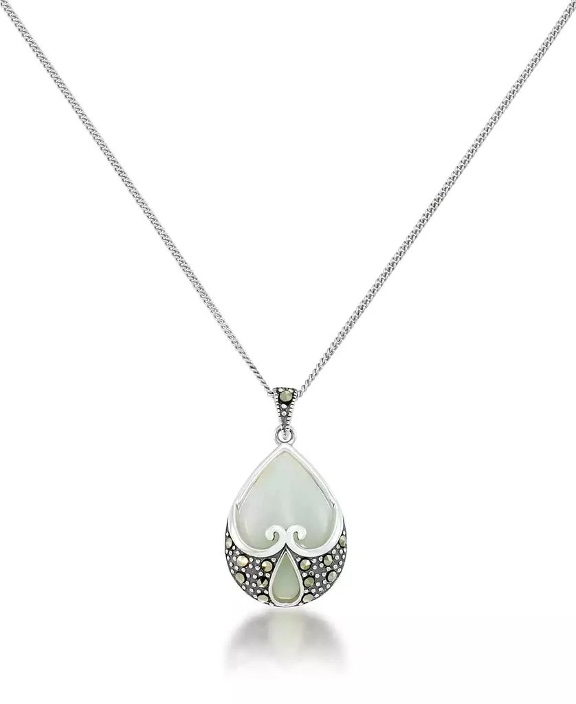 Macy
s Jade Heart Shape Teardrop Pendant and a Curb Chain