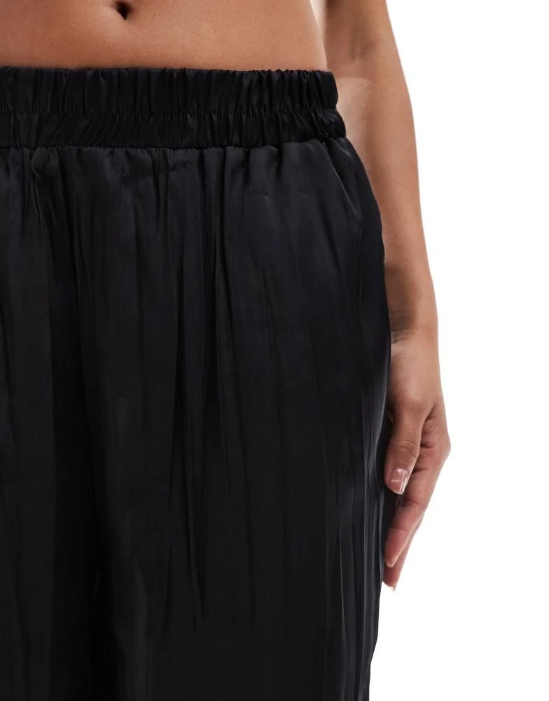 River Island River Island plisse satin wide leg trouser co-ord in black 3
