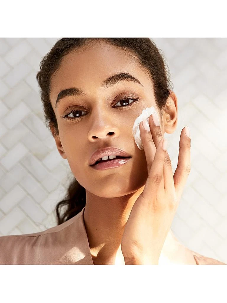 Cle de Peau Softening Cleansing Foam 4