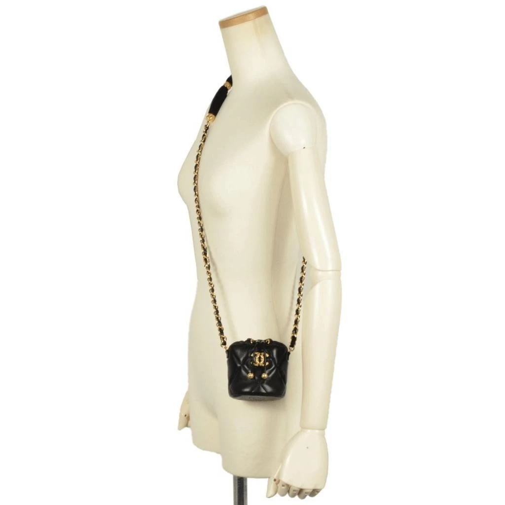 Chanel Leather Pochette Pouch Shoulder Bag (Pre-Owned) 5