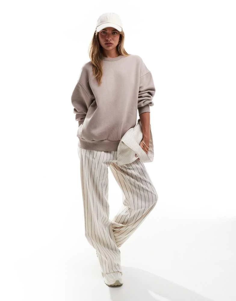 Bershka Bershka oversized sweatshirt in sand 3