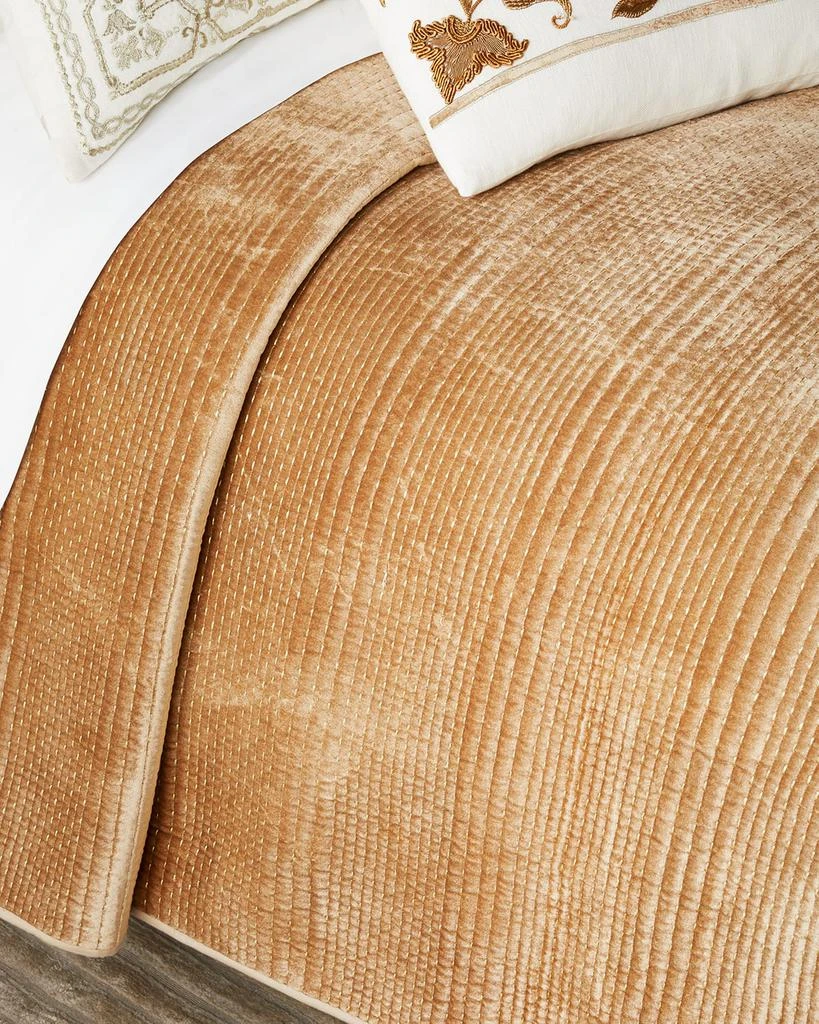 Callisto Home Elsa Channel Quilt, King