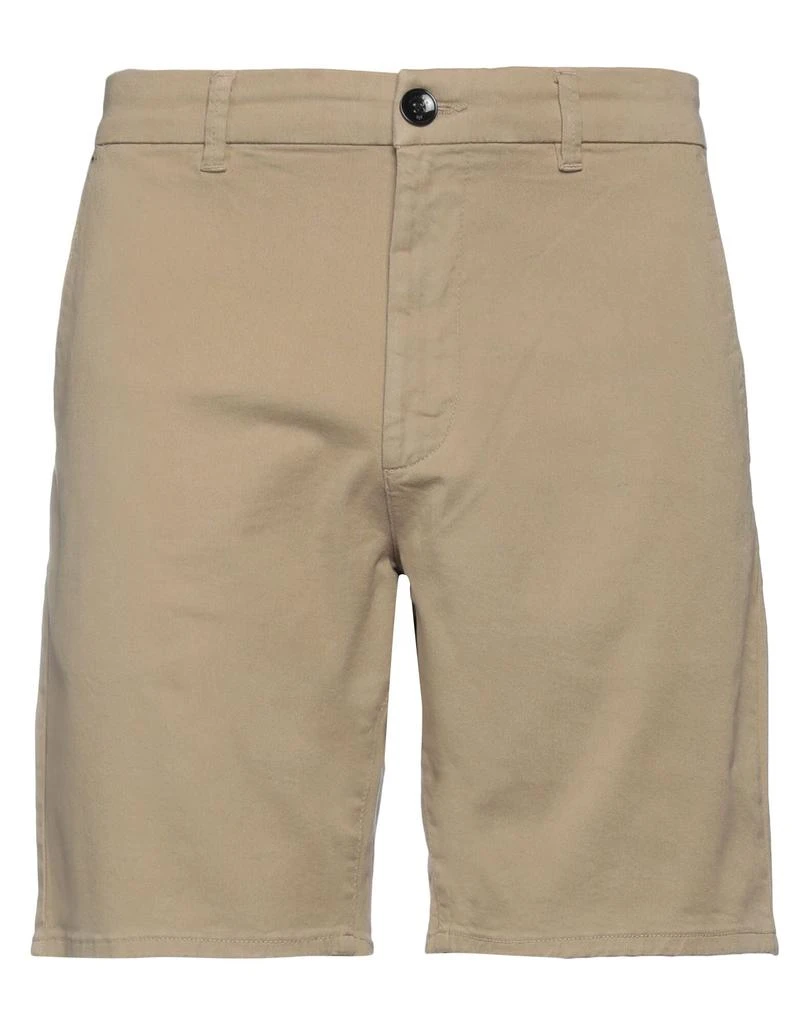 MINIMUM Shorts & Bermuda 1