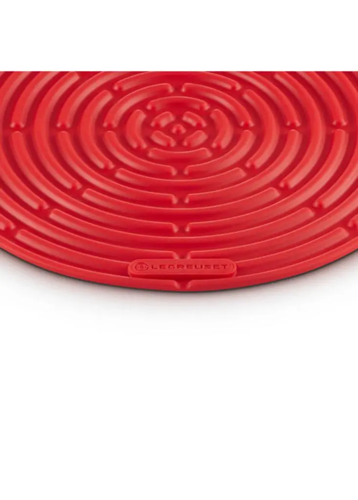 Le Creuset Round cool tool. 2