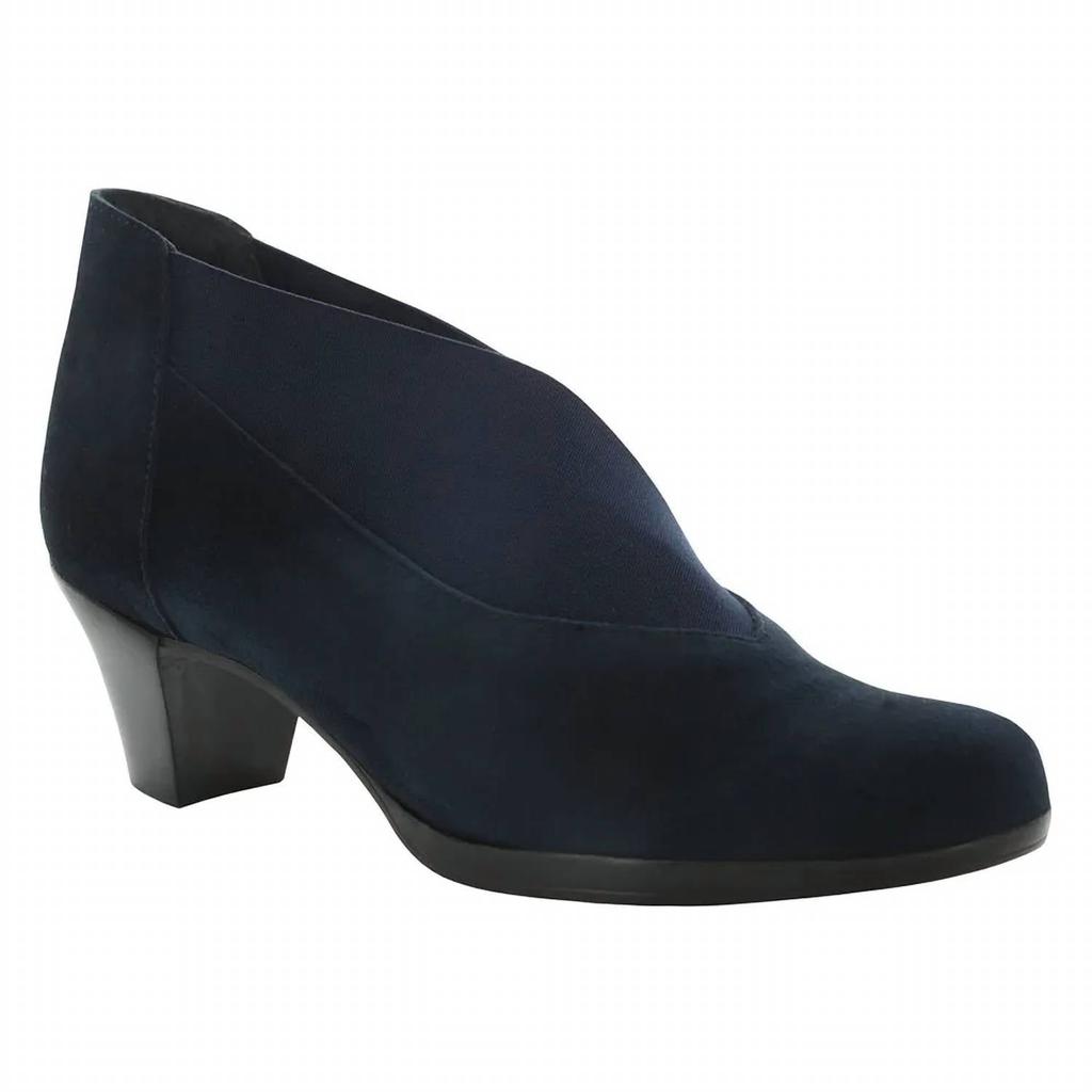 Munro Munro - Women's Francee Boots