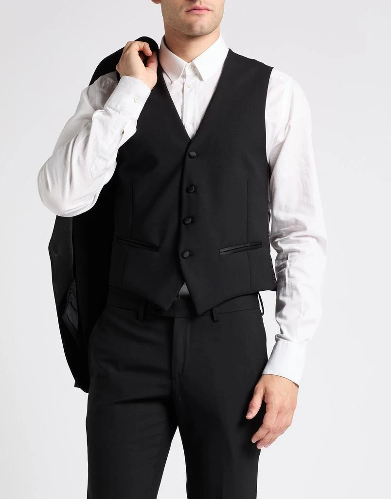 BRIAN DALES Suits 4