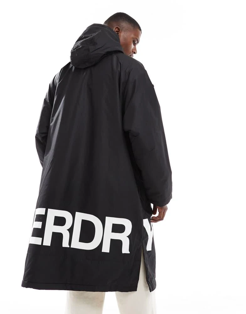 Superdry Superdry waterproof changing robe in black and white 3
