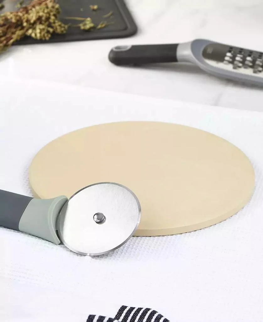 BergHOFF Leo 2-Piece Cordierite Pizza Stone Set 5