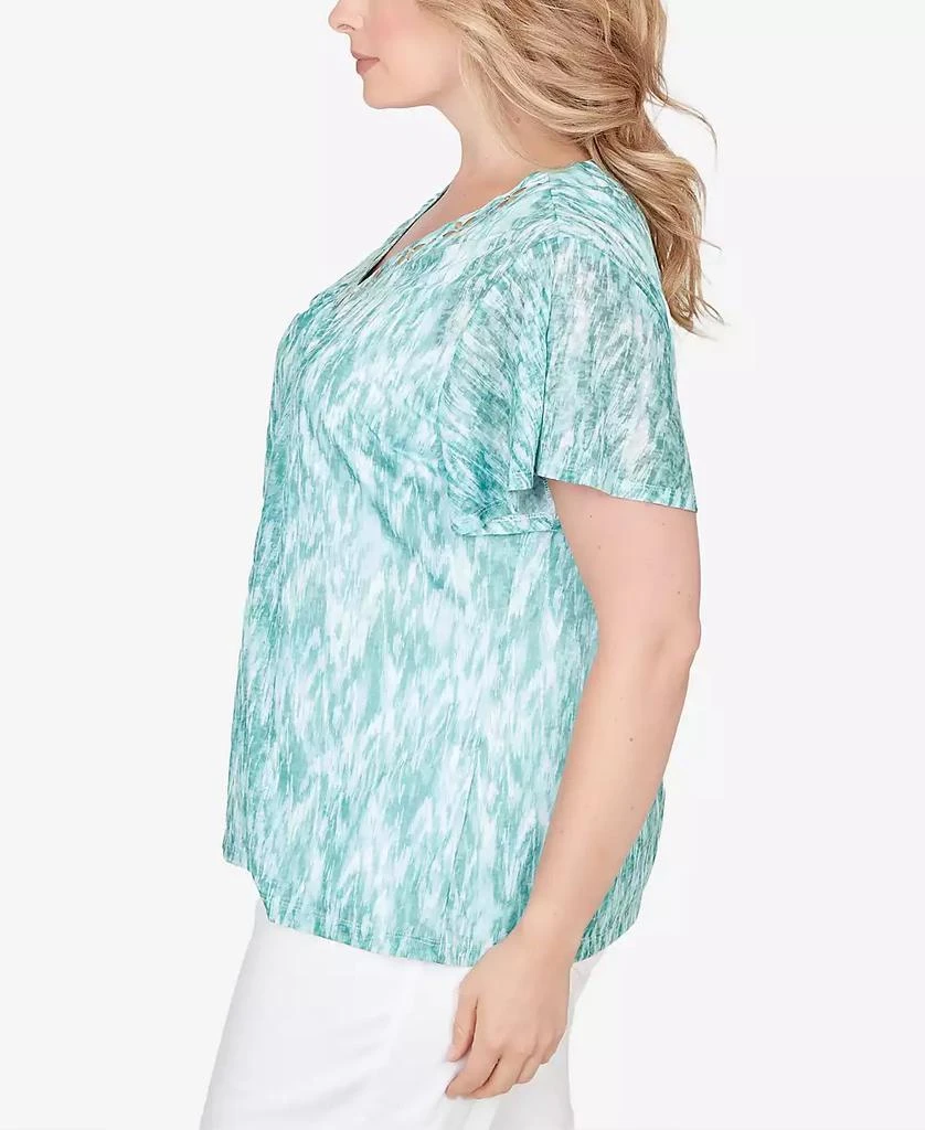 HEARTS OF PALM Plus Size Printed Knit Burnout Short Sleeve V-Neck Top 3