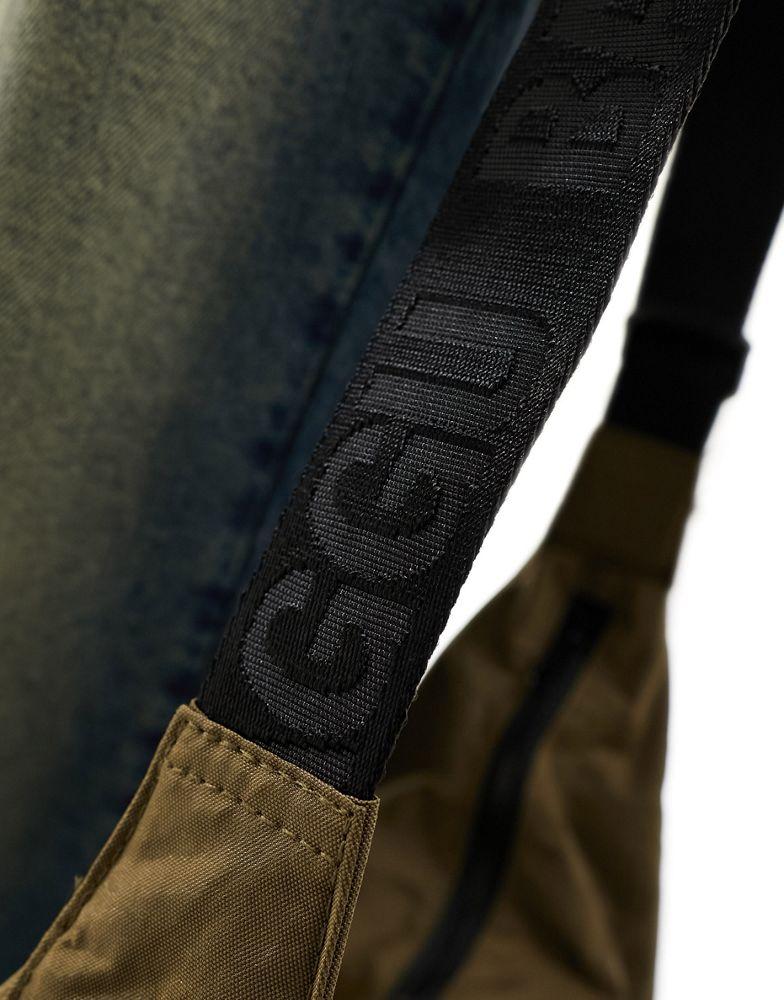 Baggu Baggu large nylon crescent crossbody bag in seaweed