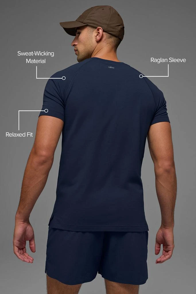 Alo ALO Vapor Crewneck Short Sleeve - Navy 2