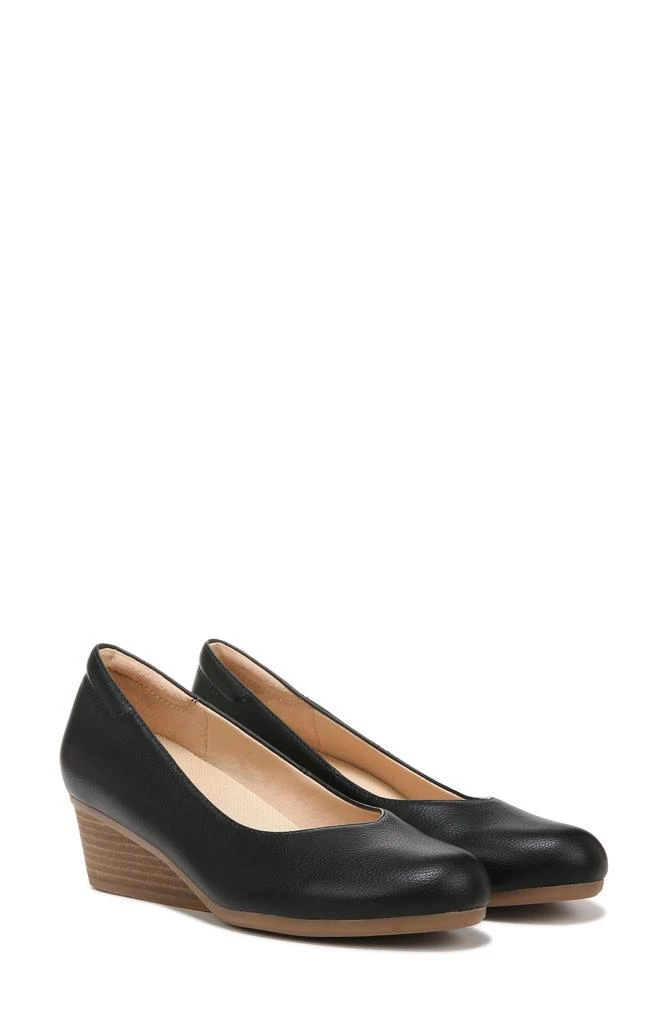 Dr. Scholl's Be Ready Wedge Pump 10