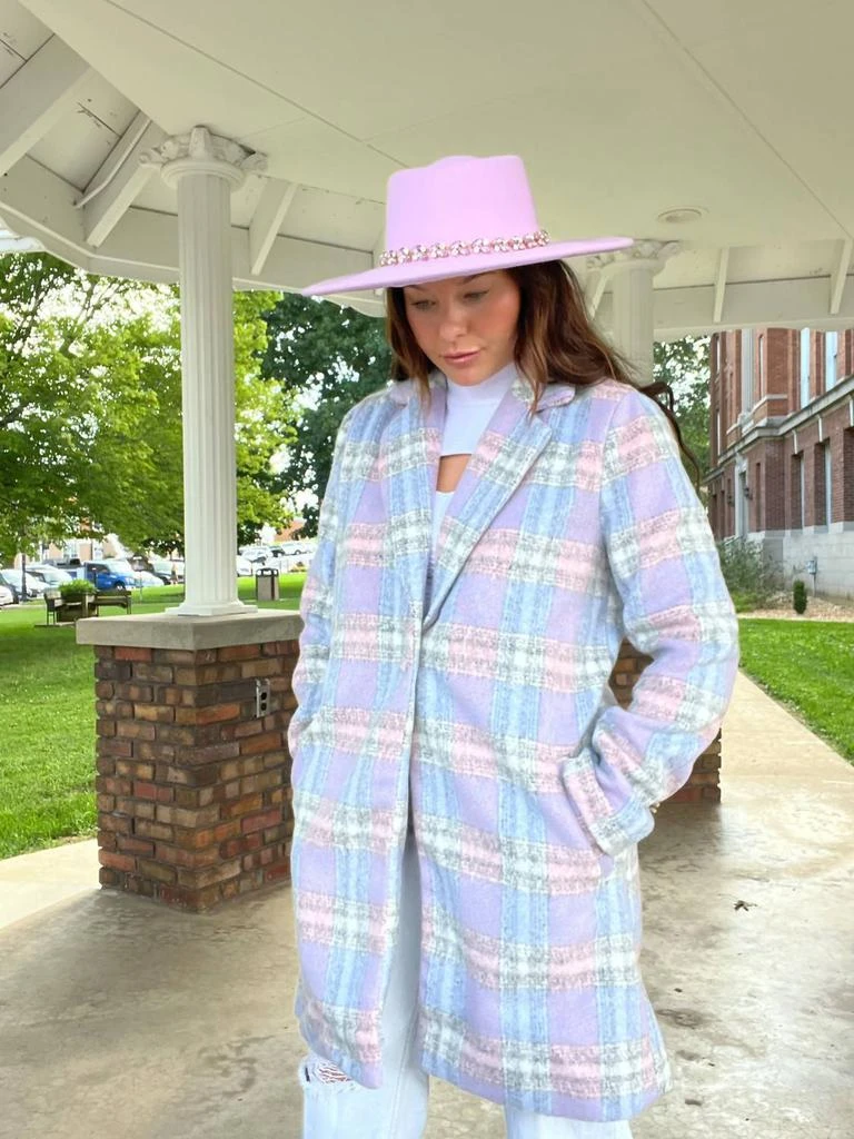 FAME ACCESSORIES Lady Luck Hat In Lavender 3