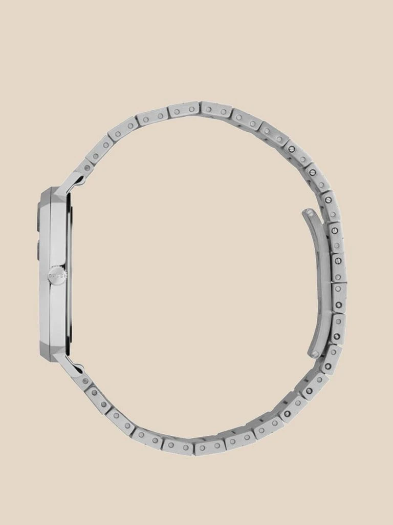 Gucci Grip Gucci watch with GG engravings 3