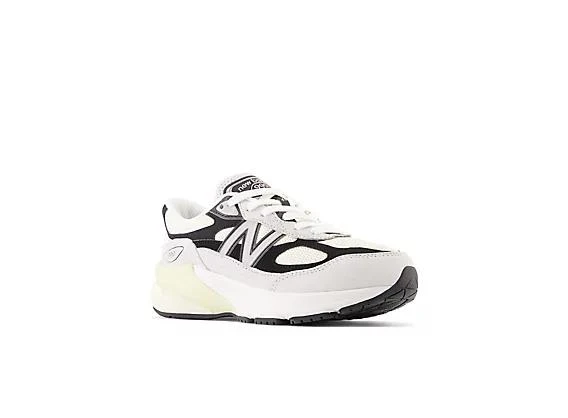 New Balance FuelCell 990v6 2