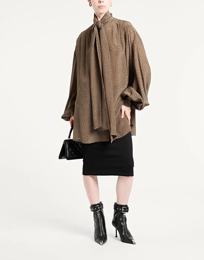 Balmain Silk shirts
blouses 2