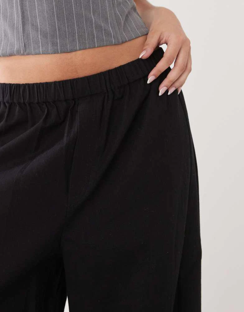 COLLUSION COLLUSION relaxed woven balloon pant with linen in black - BLACK 3