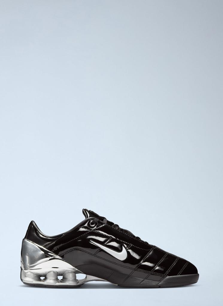 Shop Total 90 Shox Magia Sneaker on Sale at BeyondStyle