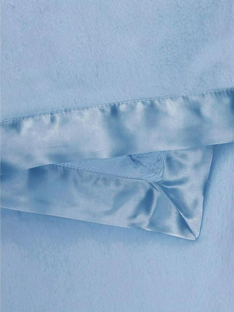 Little Giraffe Luxe Satin Blanket 2