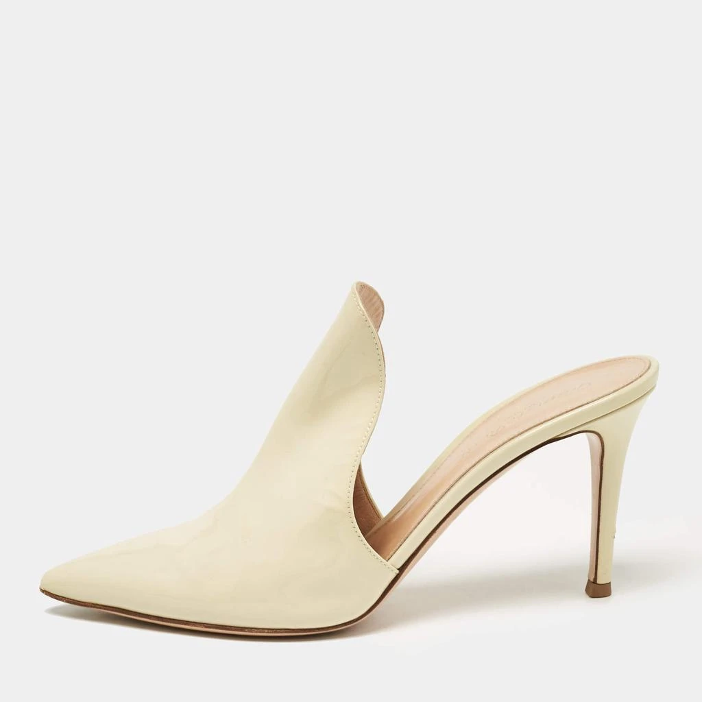 Gianvito Rossi Gianvito Rossi Cream Patent Leather Aramis Mules Size 38.5 1