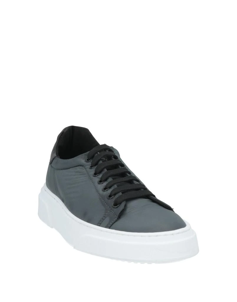 TONY WILD Sneakers 2